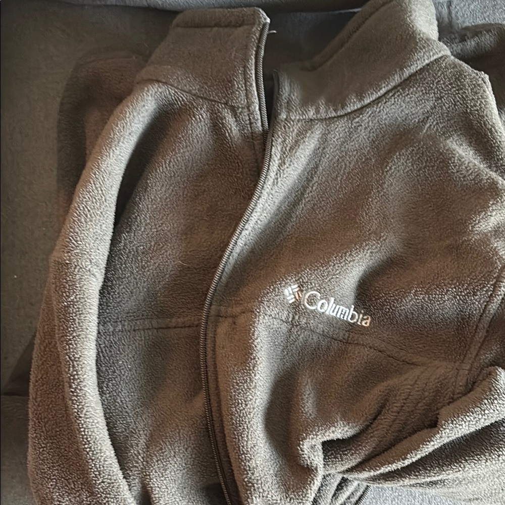 Columbia Fleece Jacket in Olive